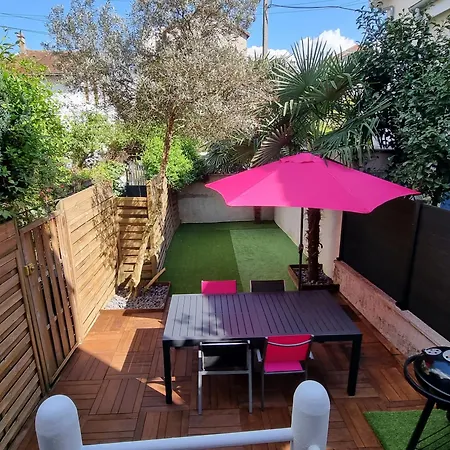Maison Charmante, Annees 30 Avec Exterieur A Grenoble, Ile Verte 펜션 *